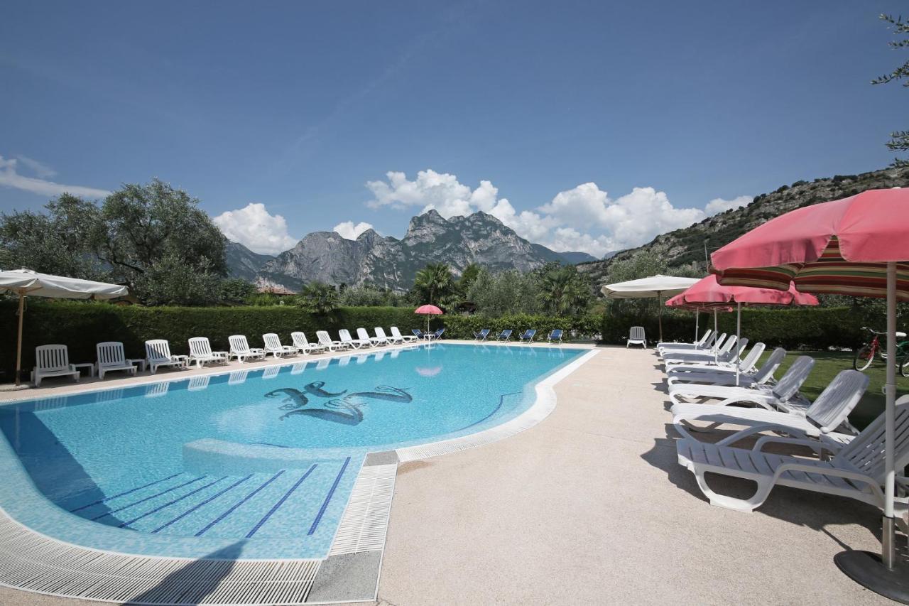 Hotel Villa Verde Торболе Экстерьер фото