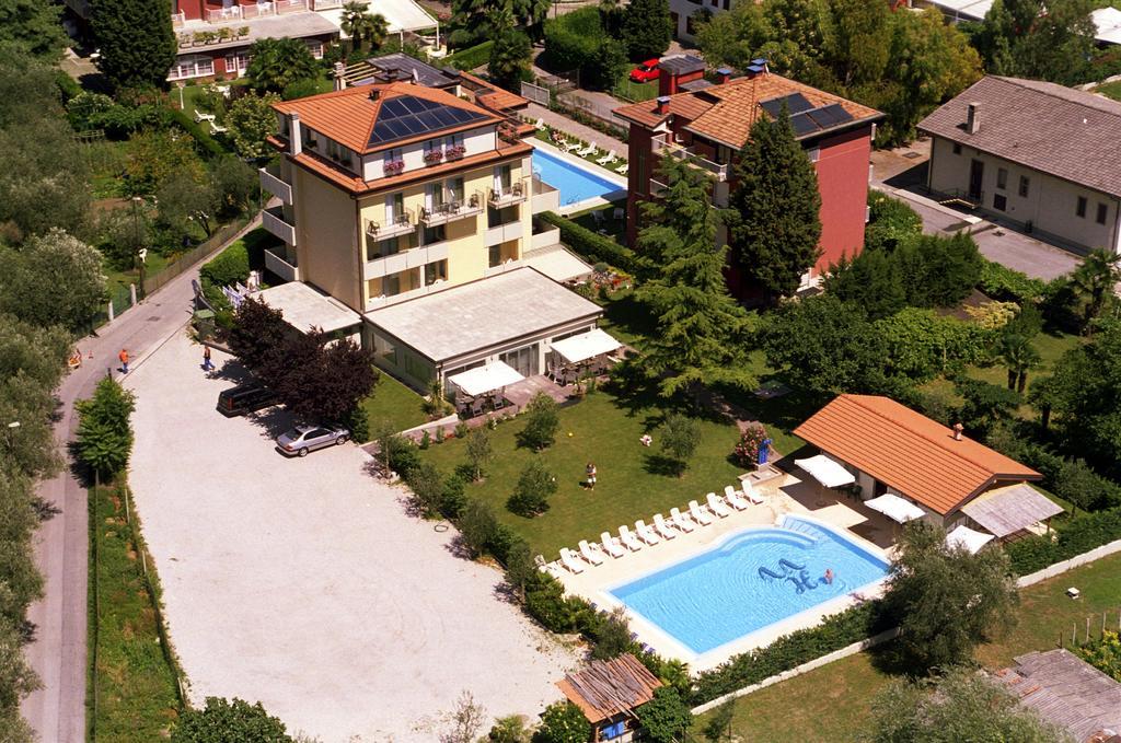 Hotel Villa Verde Торболе Экстерьер фото